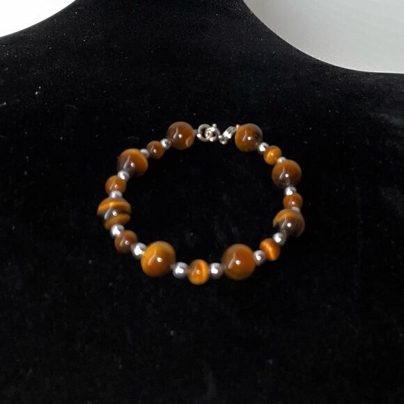 Genuine Tigers Eye Bracelet - Picture 1 of 4